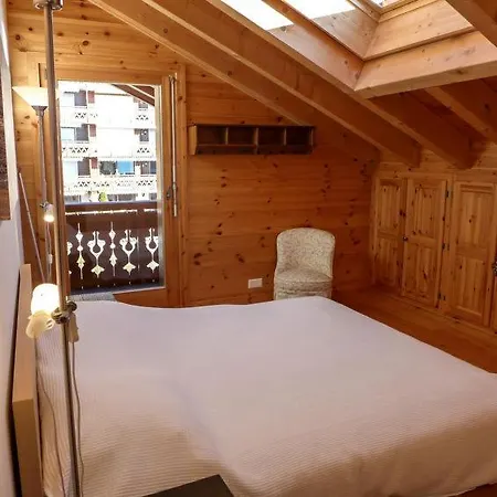 Sleeps 8 Wifi *